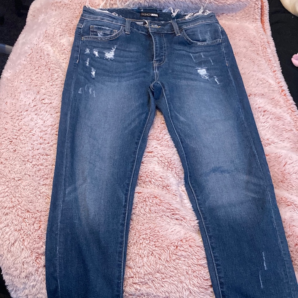 Fashion nova distressed low rise jeans